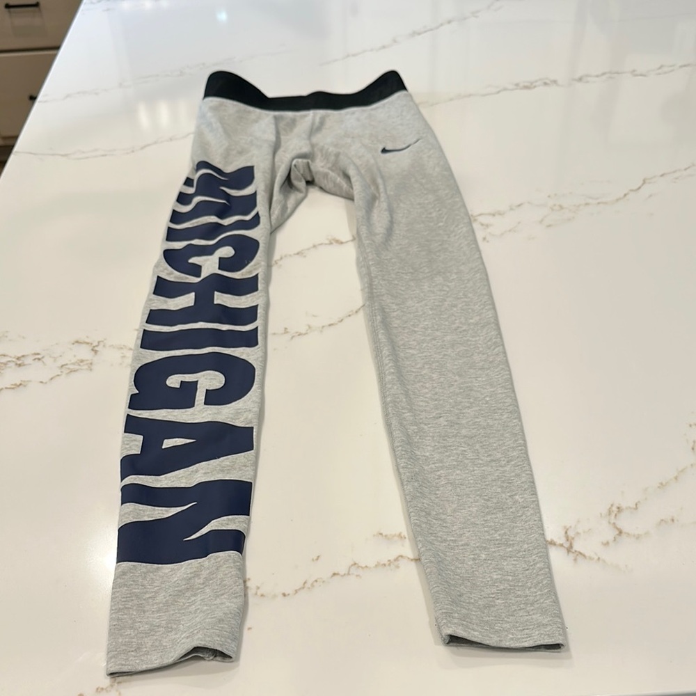 Nike Michigan Leggings Athletic Wear